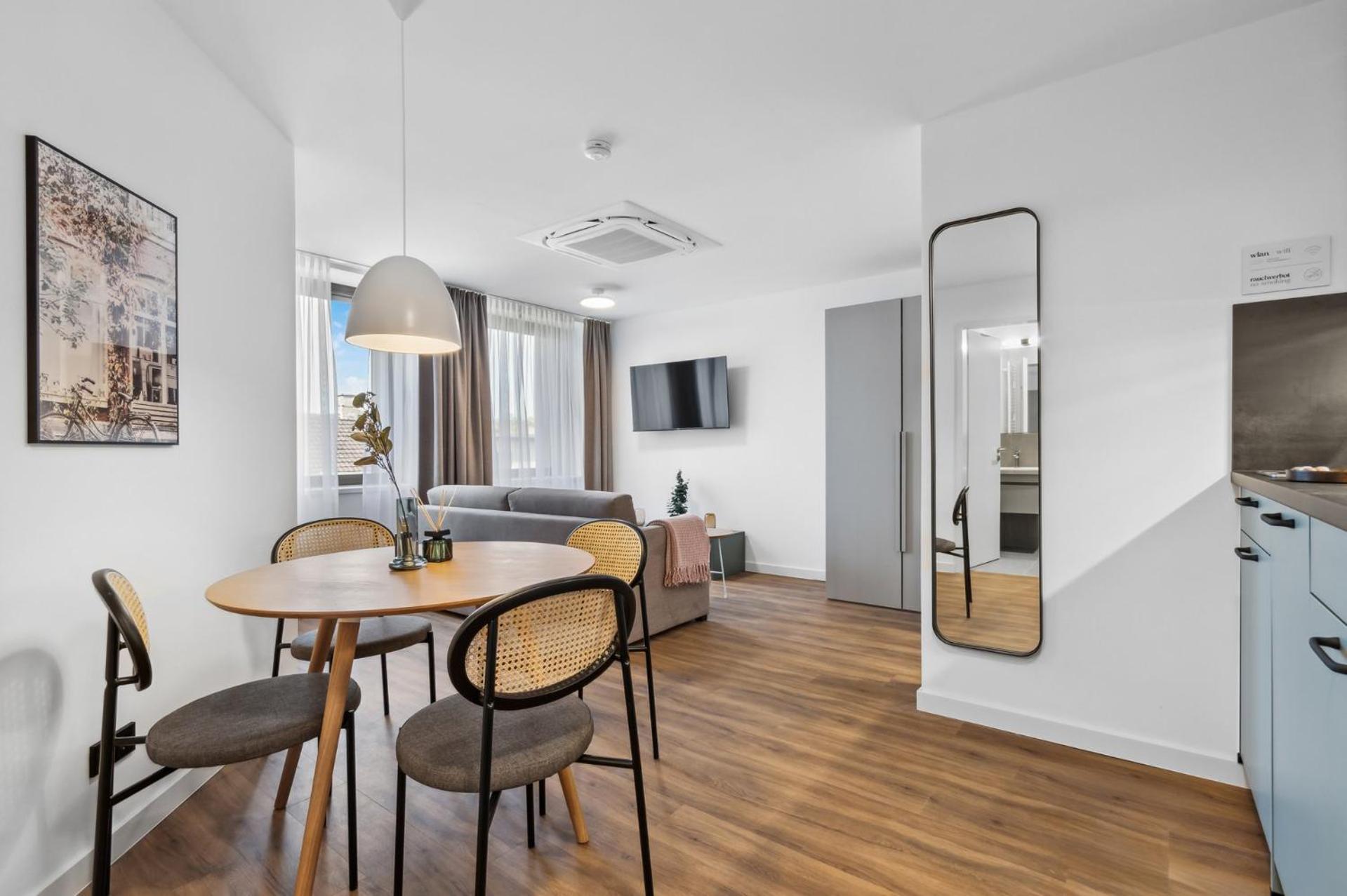 Limehome Oberhausen Paul-Reusch-Str Esterno foto