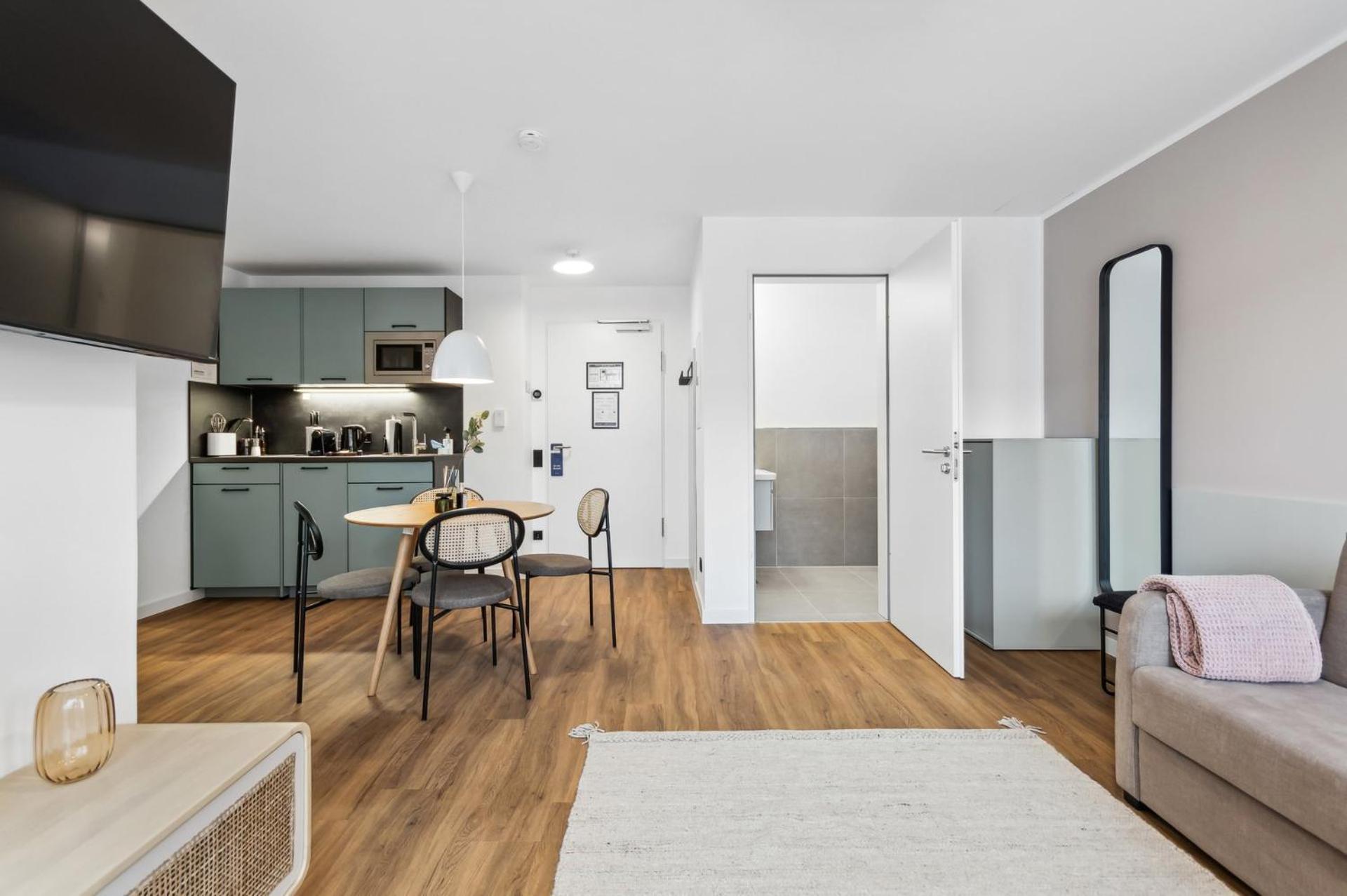 Limehome Oberhausen Paul-Reusch-Str Esterno foto